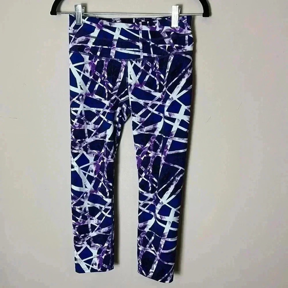 Athleta Floral Geometric Sonar Capri Blue Purple Leggings Womens Size XS - Picture 2 of 15